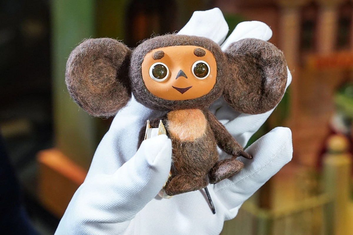    Оказывается, любимый персонаж детворы Чебурашка вызывает вопросы у взрослых. / Марина Склярова/ пресс-служба Музея Дальнего Востока им. В.К. Арсеньева