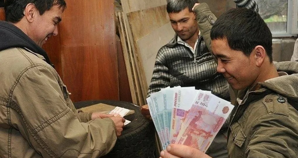 ❌ Комитет Госдумы не поддержал законопроект о запрете переводов мигрантам