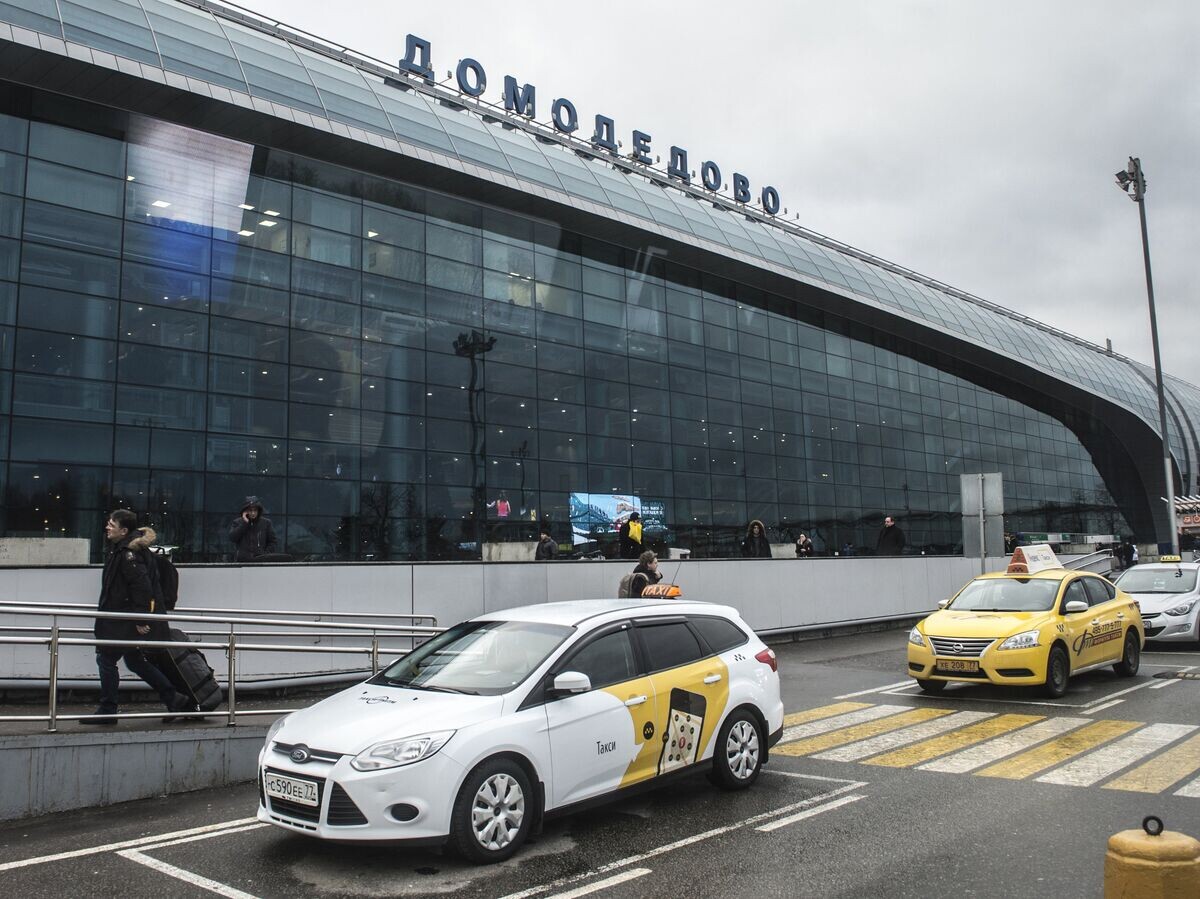    Здание международного аэропорта "Домодедово" | © РИА Новости / Евгений Биятов