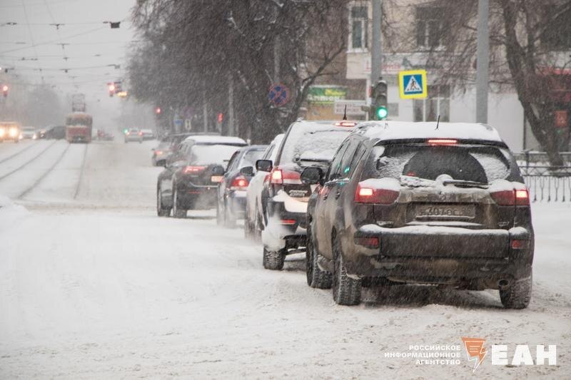    ЕАН / Снег на улицах города