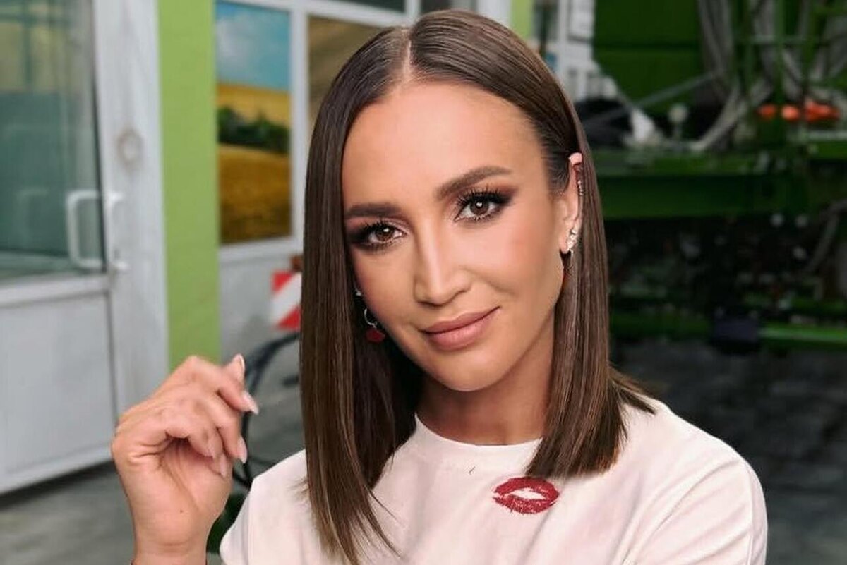    Ольга Бузова соцсети