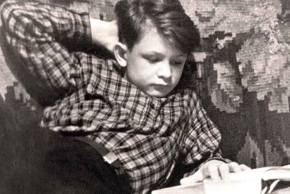    Коля Устинов. 1949 год. / Фото: Из личного архива Дмитрия Шеварова