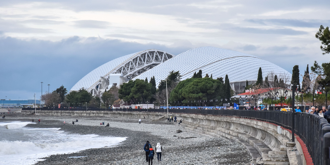 Зачем к историческому Сочи в СССР прикрепили Адлер и Лазаревский, а сейчас город снова дробят (Сириус)?