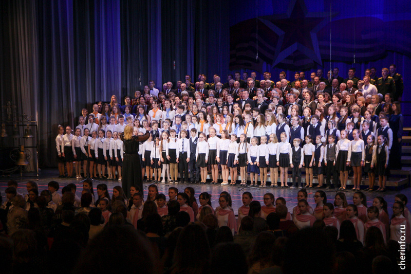    Участвовать могут коллективы от 15 человек. На фестивале будут номинации для детских, студенческих, ветеранских хоров,