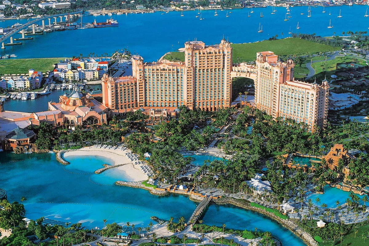 Курортный комплекс Atlantis Paradise Island – визитная карточка Багам