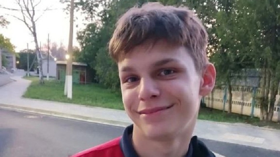 «Вернись, бабушка плачет без тебя»: Подросток загадочно пропал после ссоры с отцом