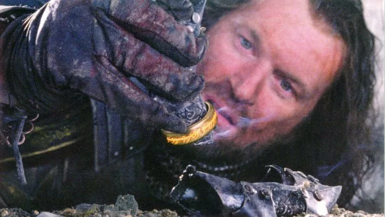 Исильдур и Кольцо Всевластья в фильме "Властелин Колец" (tolkiengateway.net).