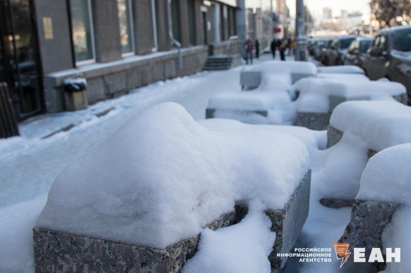    ЕАН / Заснеженная улица