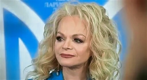 Руководитель АН: чтобы вернуть деньги Лурье, певице надо было ей позвонить и на суде сказать, а не на ТВ ходить