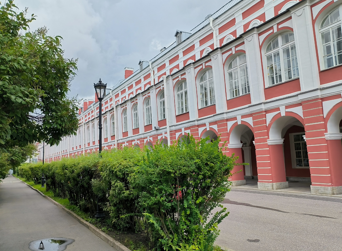 СПбГУ. Здание Двенадцати коллегий. Фото автора.