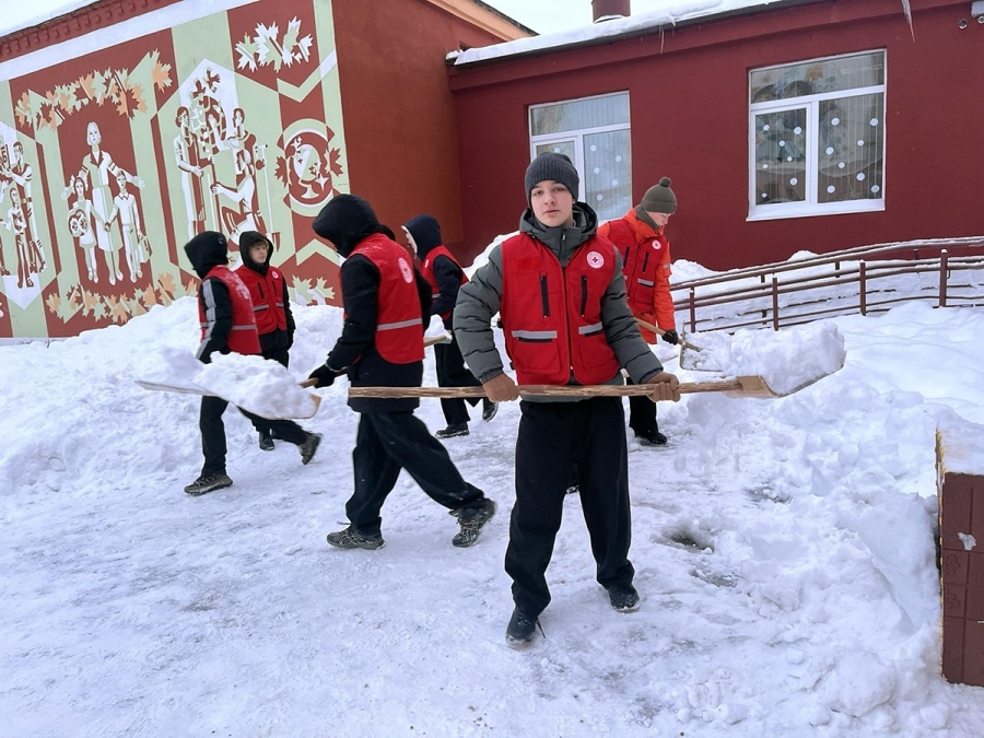     Эстафета добра не знает пауз: волонтеры Красного Креста продолжают помогать жителям Копыльщины