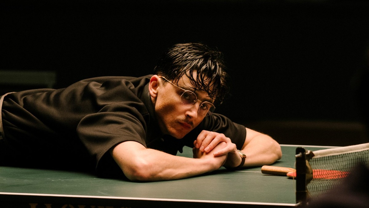    Тимоти Шаламе в роли Марти МаузераСоцсети