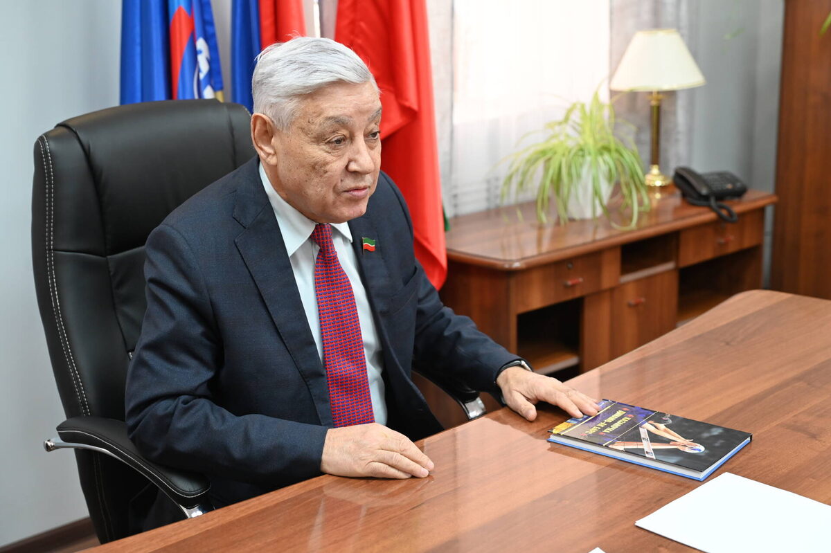 Фото: пресс-служба Госсовета РТ