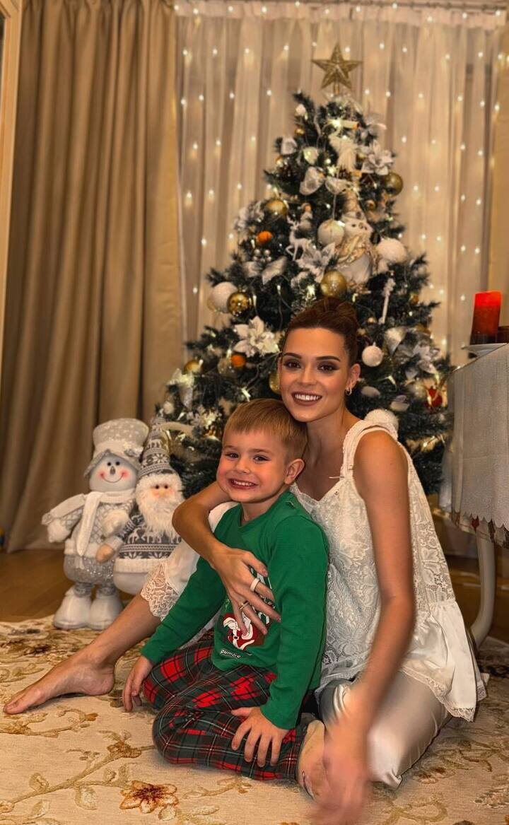     Аделина Сотникова: соцсети