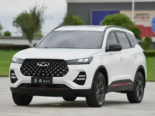    Китайский автомобиль Cherry // фото с сайта auto.ru