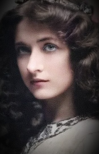 Выбрала любовь вместо денег. Анонимное письмо спасло женщину после 25 лет в заточении