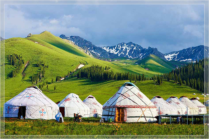 Происхождение слова юрта невозможно проследить, так как оно появилось до возникновения письменности.