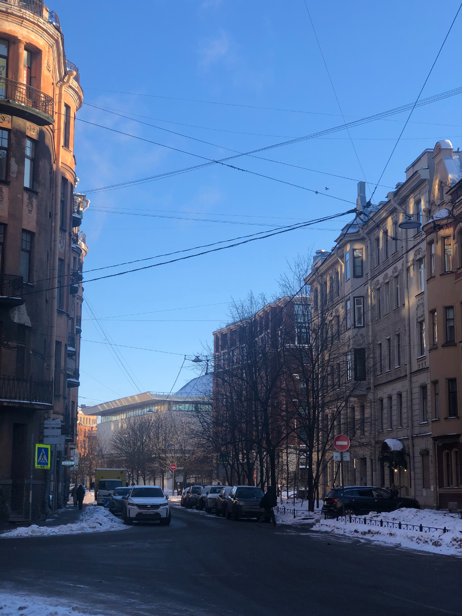 Малая Посадская улица, дом 7/4 (первый справа)