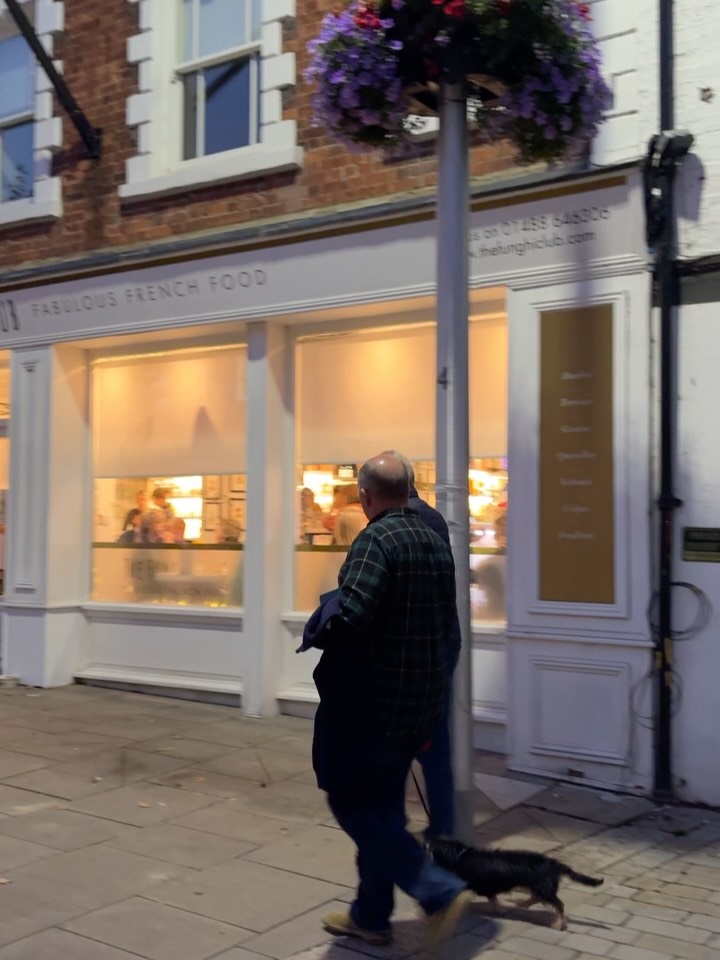    Кейт Миддлтон отметила день рождения в скромном бистроСоцсети