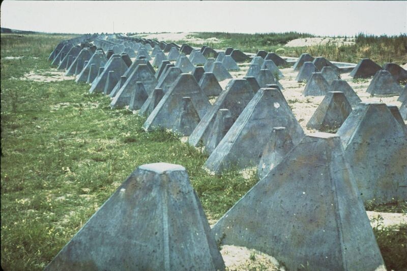 Противотанковые надолбы на «Линии Зигфрида», 1939 год. 