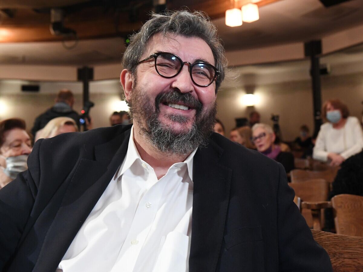    Ректор Школы-студии МХАТ Игорь Золотовицкий во время сбора труппы Московского художественного театра имени А. П. Чехова. | © РИА Новости / Сергей Пятаков