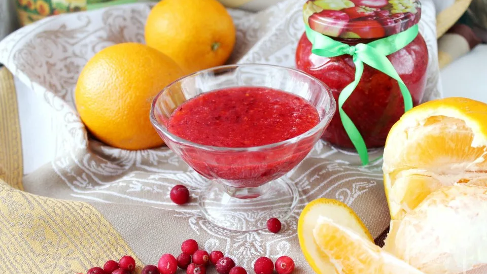 Конфитюр из клюквы с апельсином: яркий вкус, который спасает зиму 🍊🍒