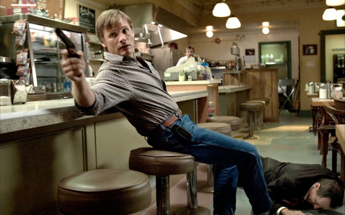 Кадр из фильма "Оправданная жестокость"