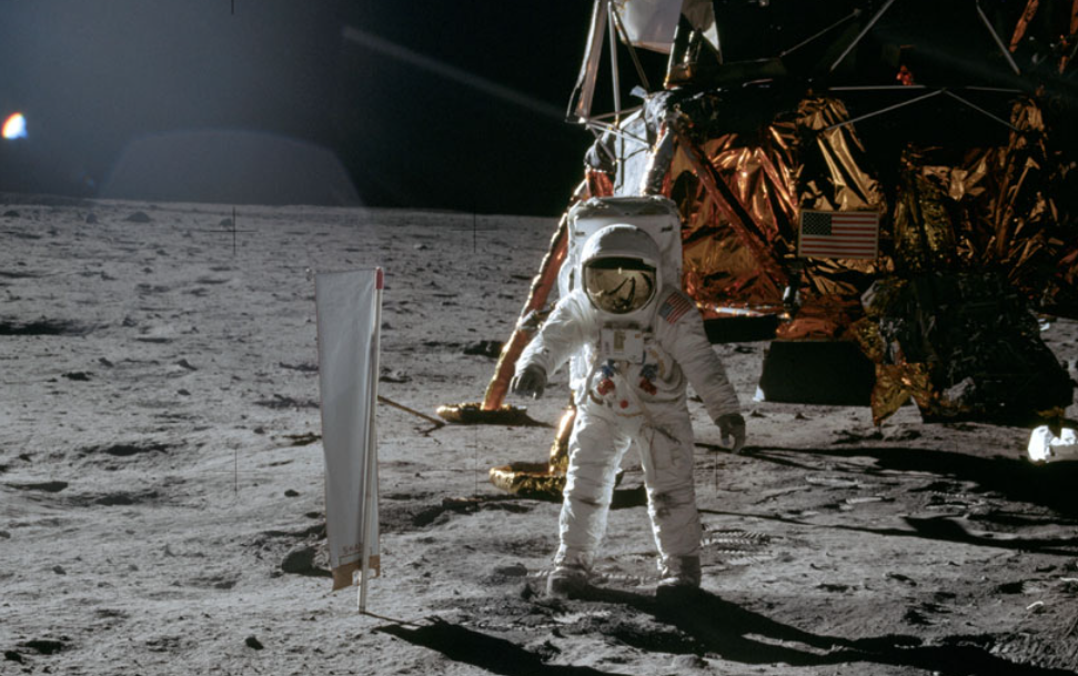 Посмотрите на коснтрукцию слева