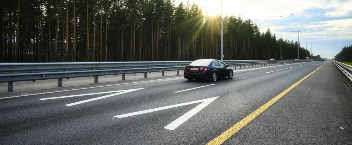 Разметка «шеврон» на М-11 «Нева»