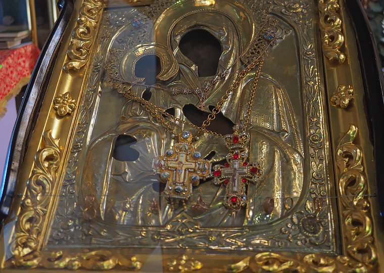 Рассказ о двух иконах с необычной иконографией