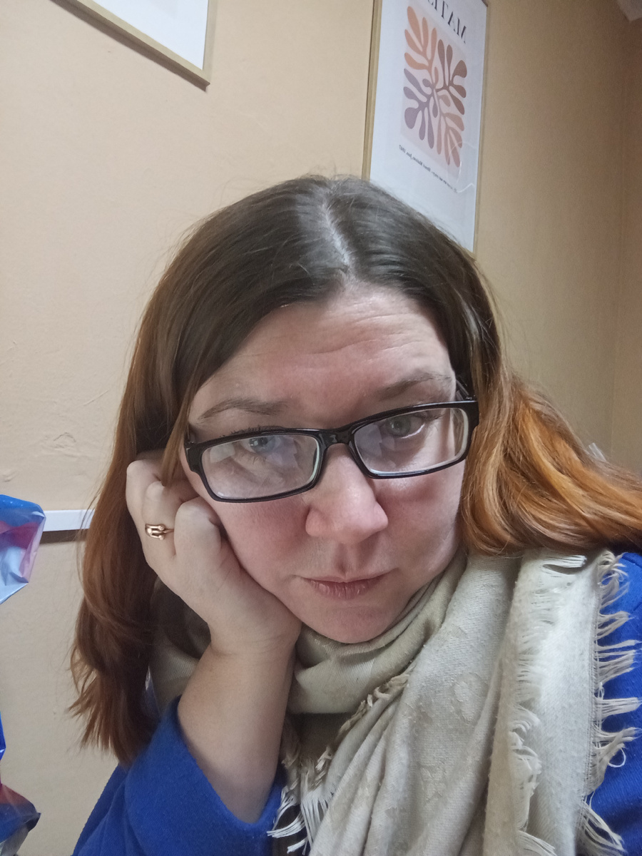 На второй работе. Шел 4 час моей никчемности.