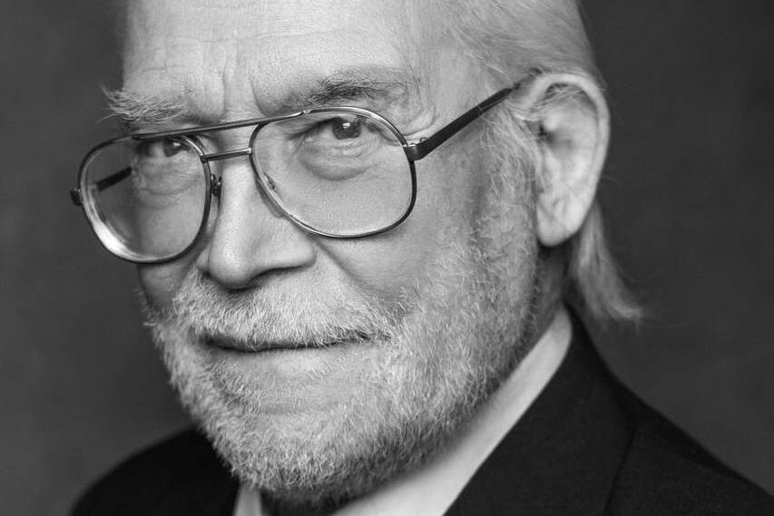     Умер актер сериала «Врачебная тайна» и «Кабачка 13 стульев» Виктор Рухманов