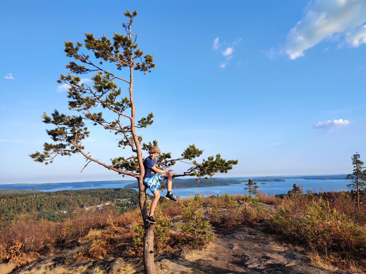 Вид с горы Хийденвуори