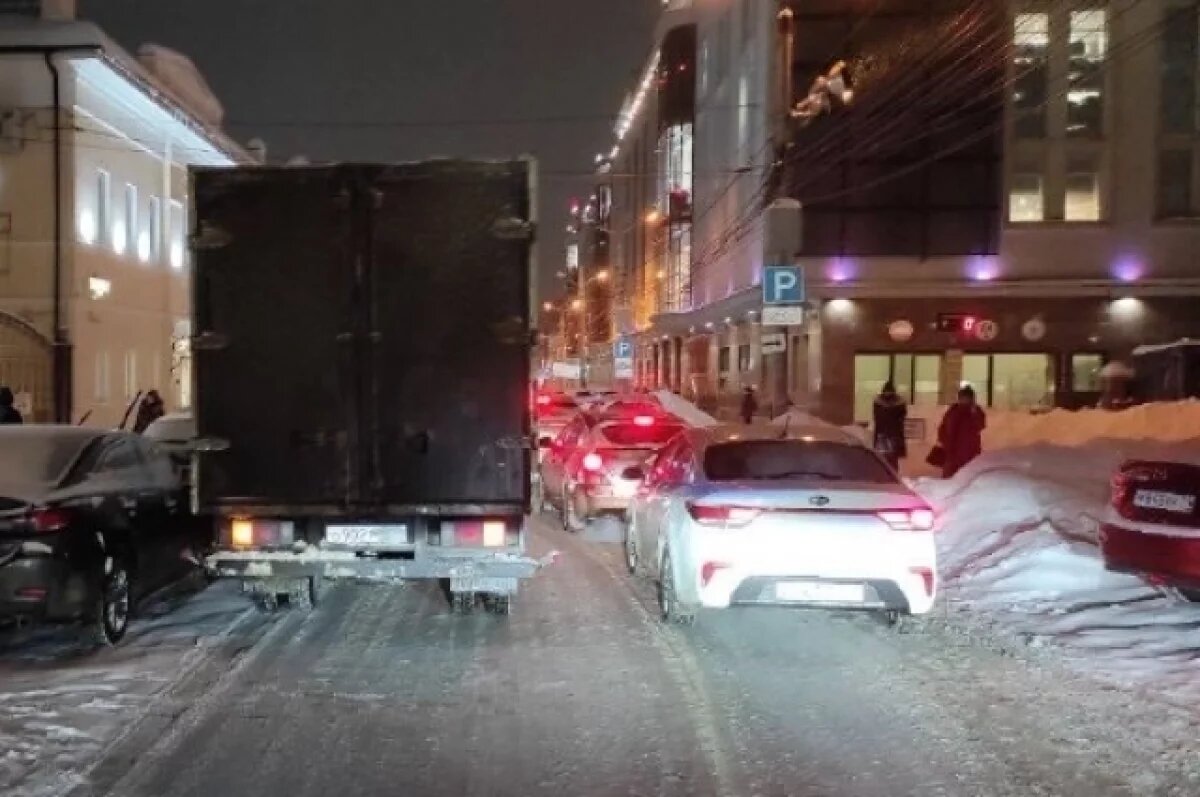    Вечером 14 января Тула встала в восьмибалльных пробках