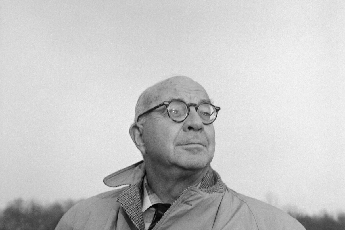     Джон Дос Пассос — малоизвестный хроникер Америки и мастер «киноглаза» в литературе