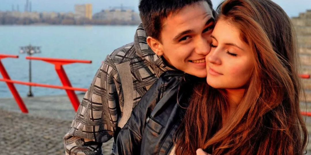 Сын (19 лет) пришел домой и заявил: «мам, я хочу жениться на Свете». Я потеряла дар речи, но нашла слова, чтобы его переубедить