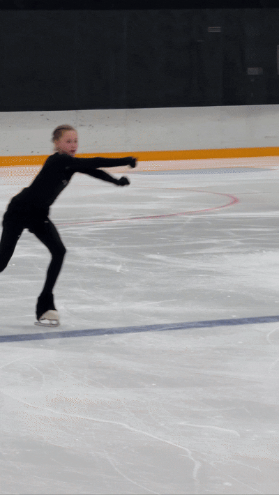 Грациозная Маргарита Базылюк. Источник: соц.сети команды Этери Тутберидзе 