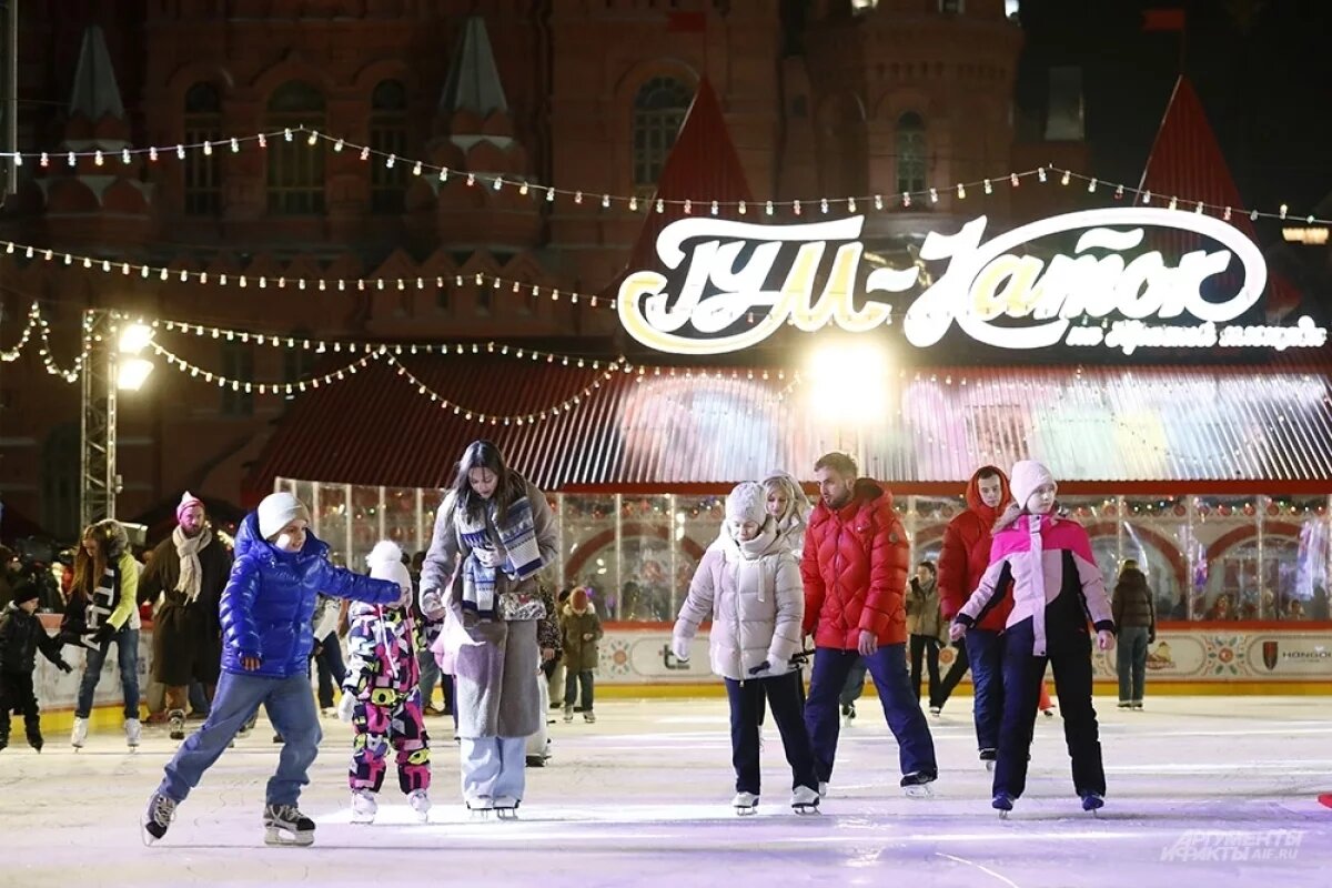    Одно из самых ожидаемых спортивных событий зимы — мастер-классы с известными фигуристами.