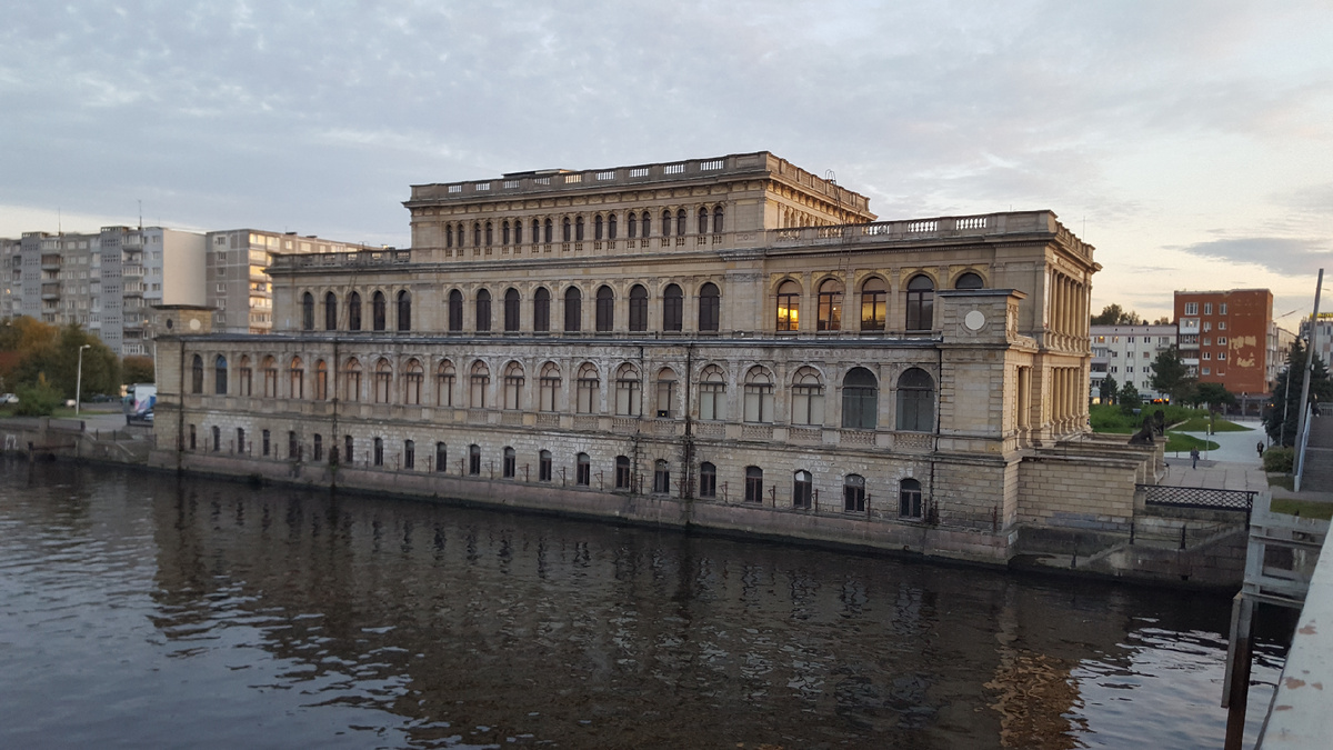 Северный фасад Музея изобразительных искусств. 9 октября 2018 года.