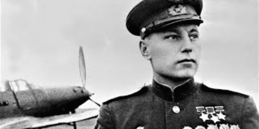 Его боялись фашисты и боготворил весь мир. Как Александр Покрышкин стал лучшим лётчиком и трижды Героем Советского Союза