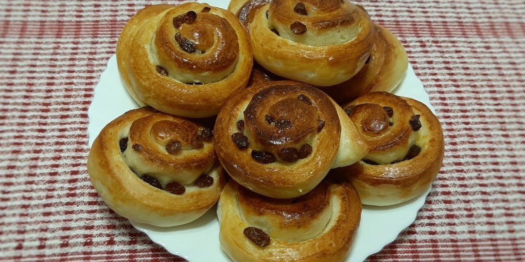 Сладкие булочки с изюмом к чаю I Мягкие, ароматные и очень вкусные!