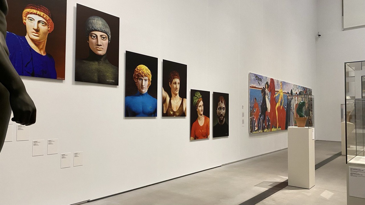 Выставка дома культы ГЭС-2 «Нетемные века: новеллы о Средневековье и академизмах», фото из личного архива