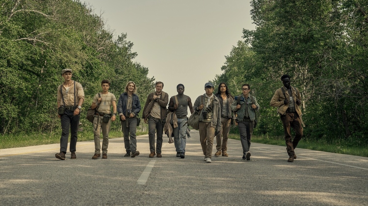 Кадр из фильма «Долгая прогулка», 2025 год, режиссер Фрэнсис Лоуренс