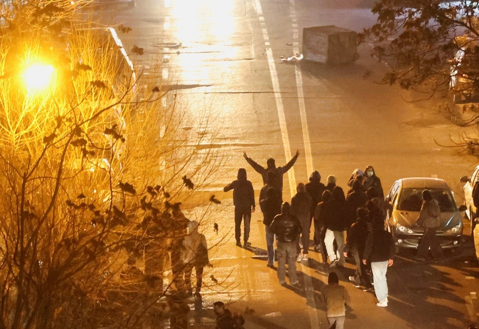    Ночные беспорядки в Тегеране REUTERS