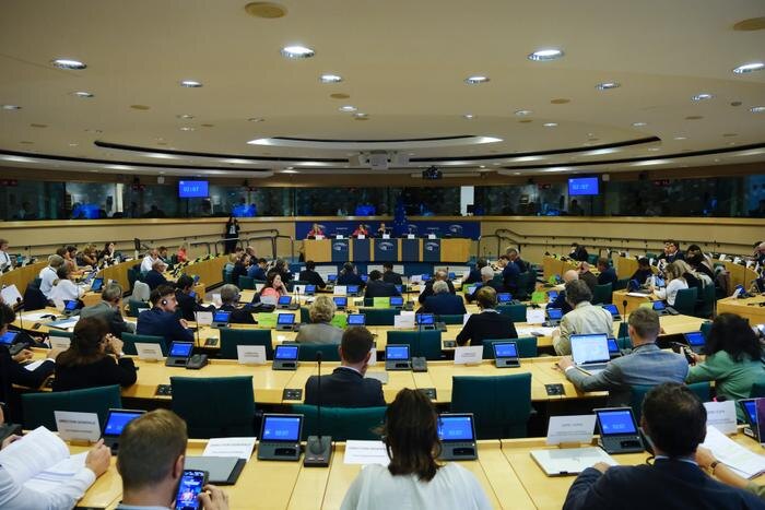 Обложка © Shutterstock / FOTODOM / Alexandros Michailidis