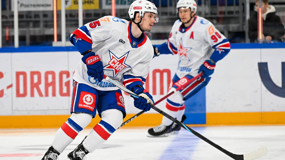 Игроки СКА в игре против «Шанхайских Драконов» в матче регулярного чемпионата КХЛ.📷Фото: Пресс-служба ХК СКА