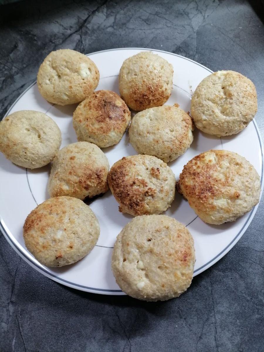 У меня пока старая печка, печет неравномерно, но вкусно