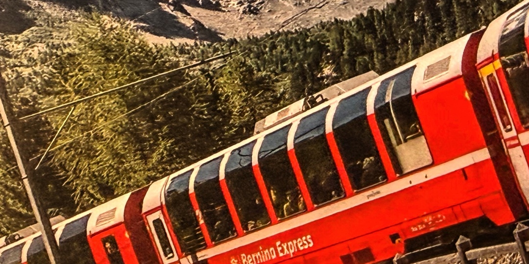 Швейцария: панорамный поезд «Бернина Экспресс», который включён в список ЮНЕСКО