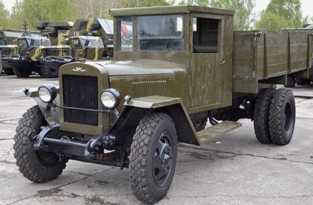 Легенда советских дорог: ЗИС-5 — неприхотливый труженик войны и мирного времени.