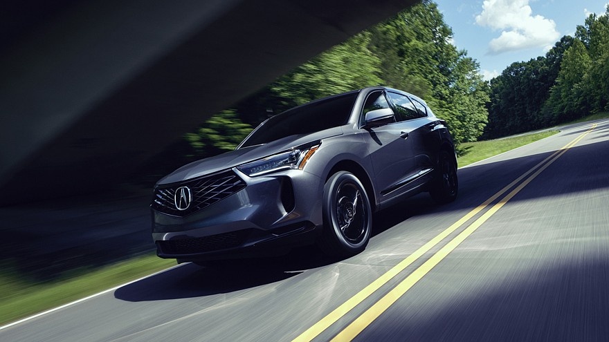    На фото: актуальный кроссовер Acura RDX